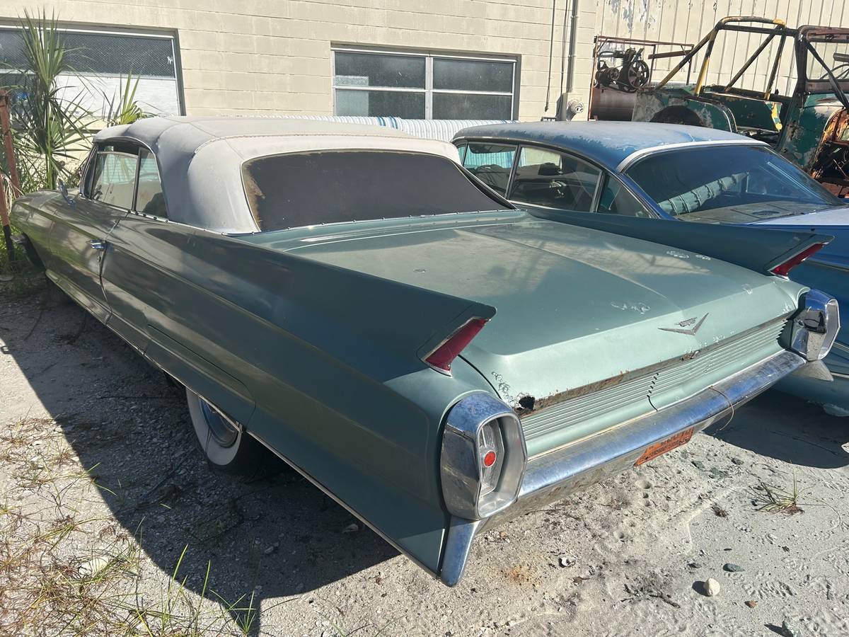Cadillac-convertible-1962-16