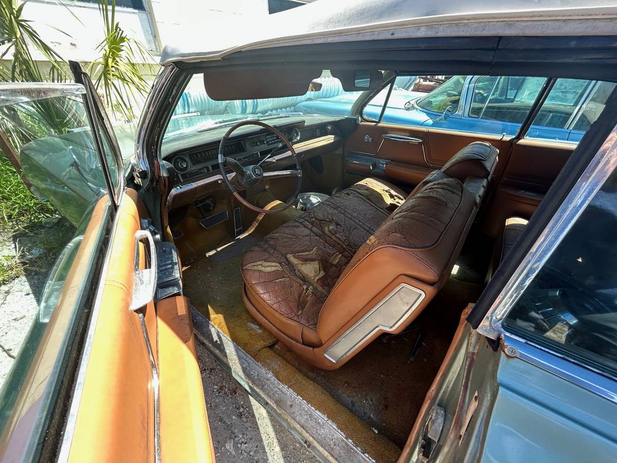 Cadillac-convertible-1962-2