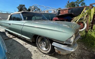 Cadillac-convertible-1962-3