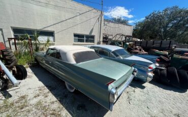 Cadillac-convertible-1962