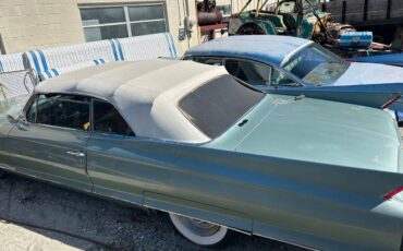 Cadillac-convertible-1962