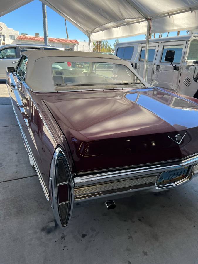 Cadillac-coupe-de-ville-1968-red-2