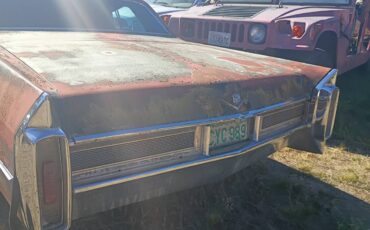 Cadillac-coupe-deville-1965-3