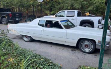 Cadillac-coupe-deville-1970-white-2