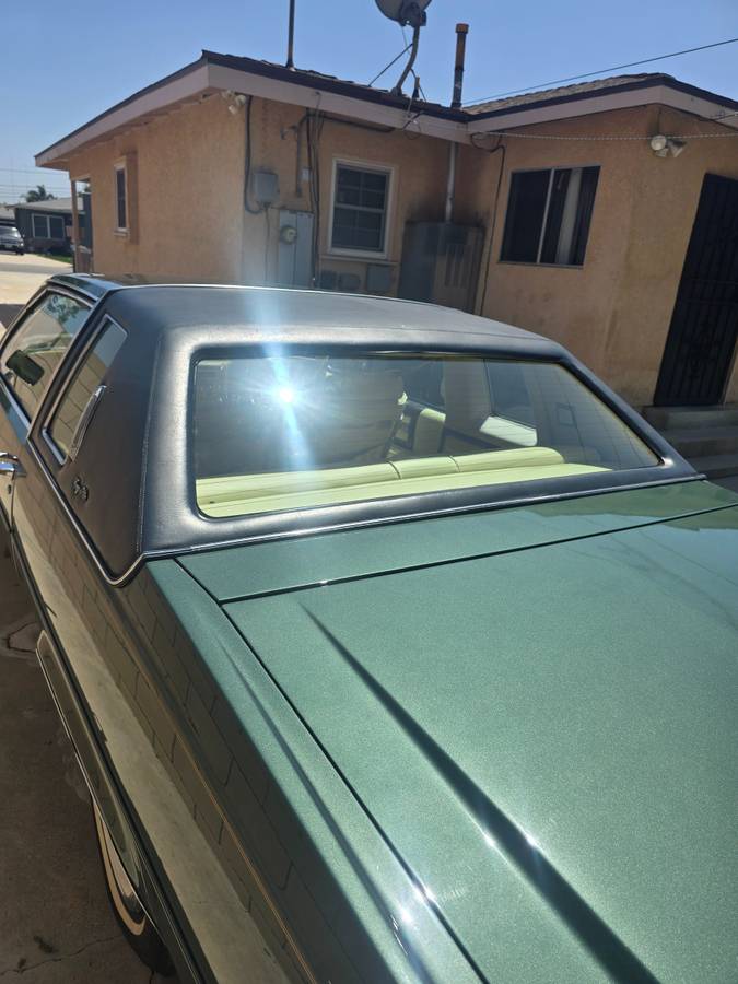 Cadillac-coupe-deville-1978-green-6