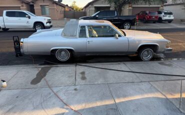 Cadillac-coupe-deville-1984-silver-1