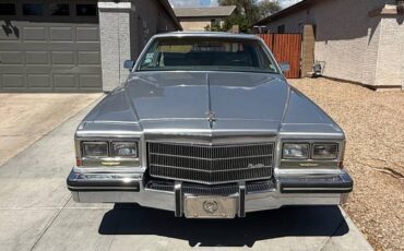 Cadillac-coupe-deville-1984-silver-10