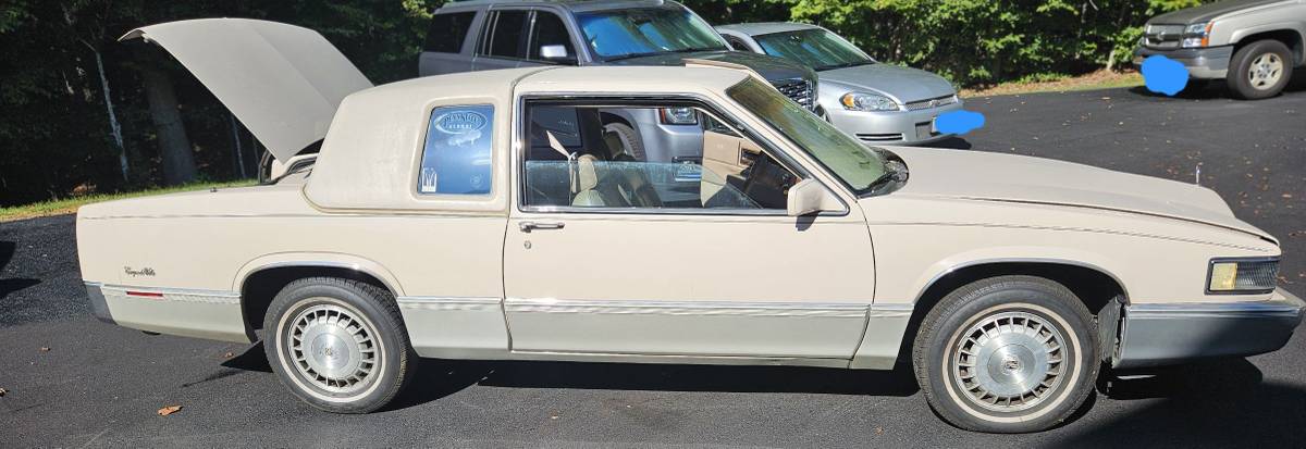 Cadillac-coupe-deville-1989-brown-5