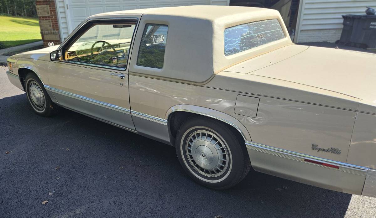 Cadillac-coupe-deville-1989-brown-6