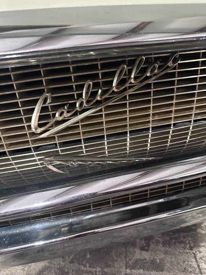 Cadillac-deville-1956-white-10