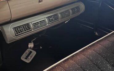 Cadillac-deville-1956-white-3