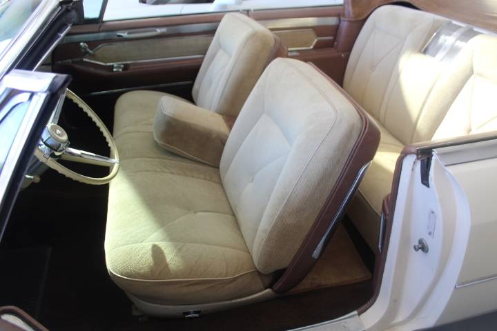 Cadillac-deville-1965-14