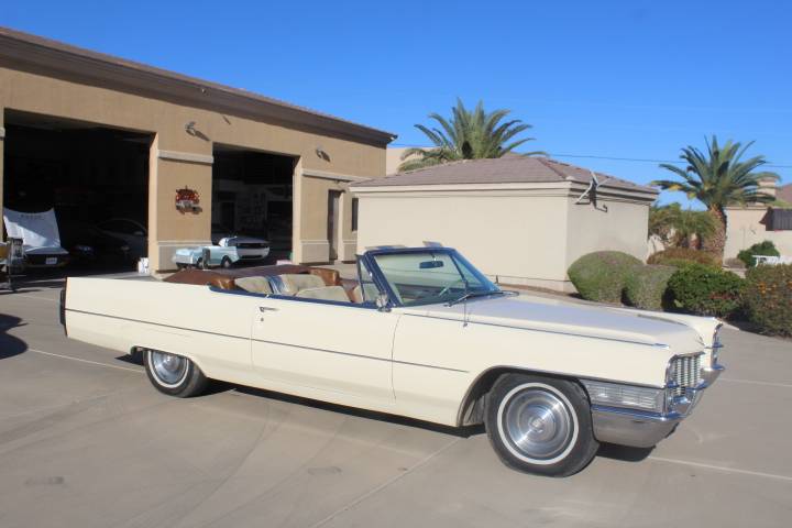 Cadillac-deville-1965-19