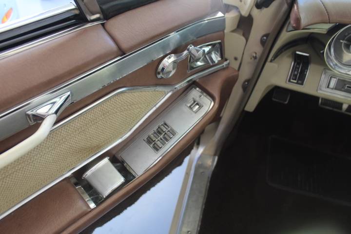 Cadillac-deville-1965-2