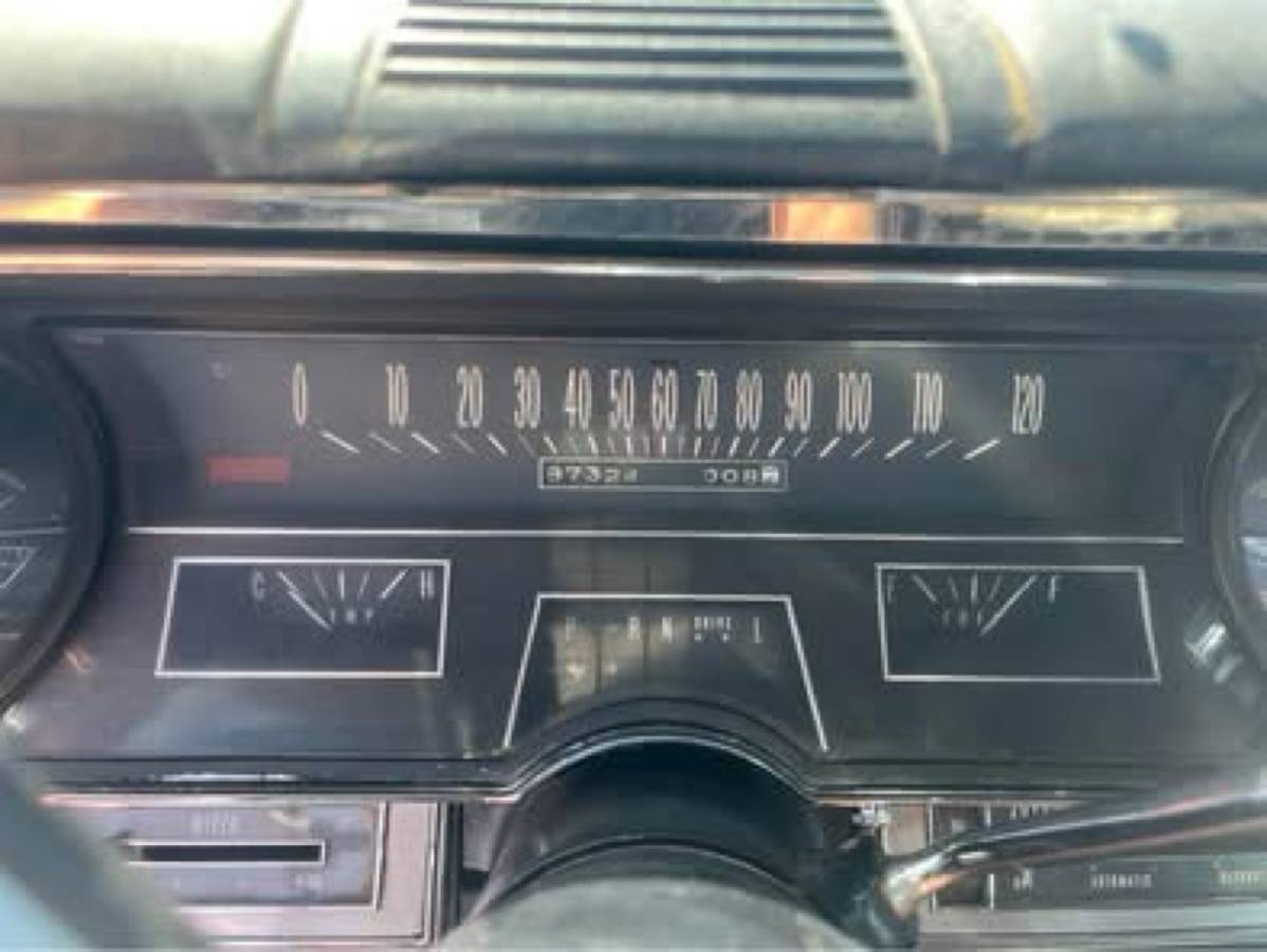Cadillac-deville-1966-black-14