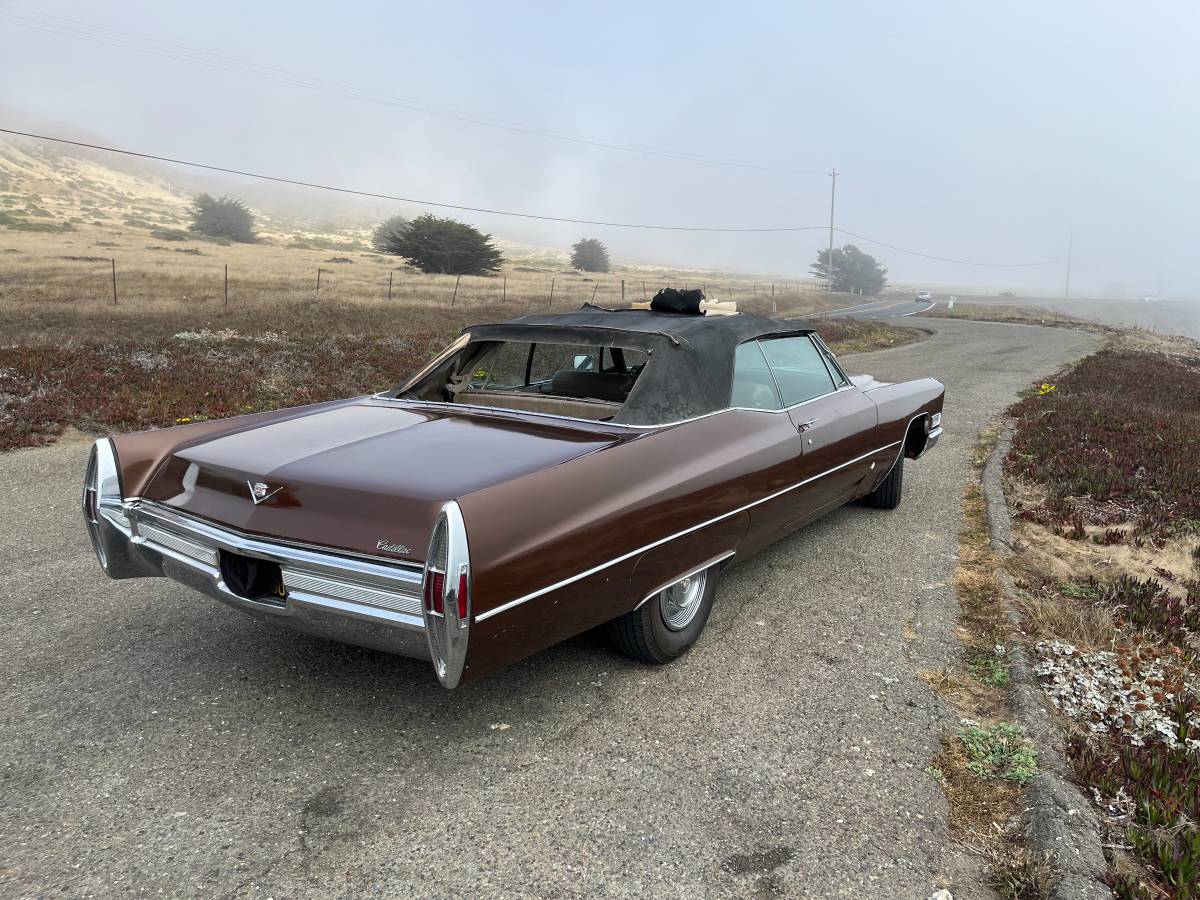 Cadillac-deville-1968-brown