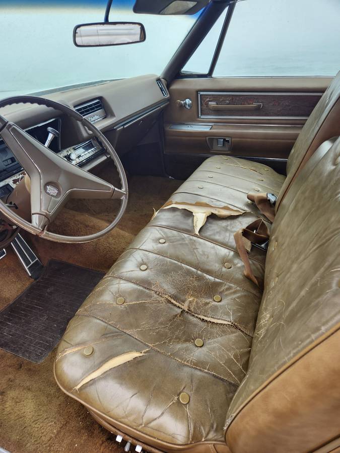 Cadillac-deville-1968-brown-22