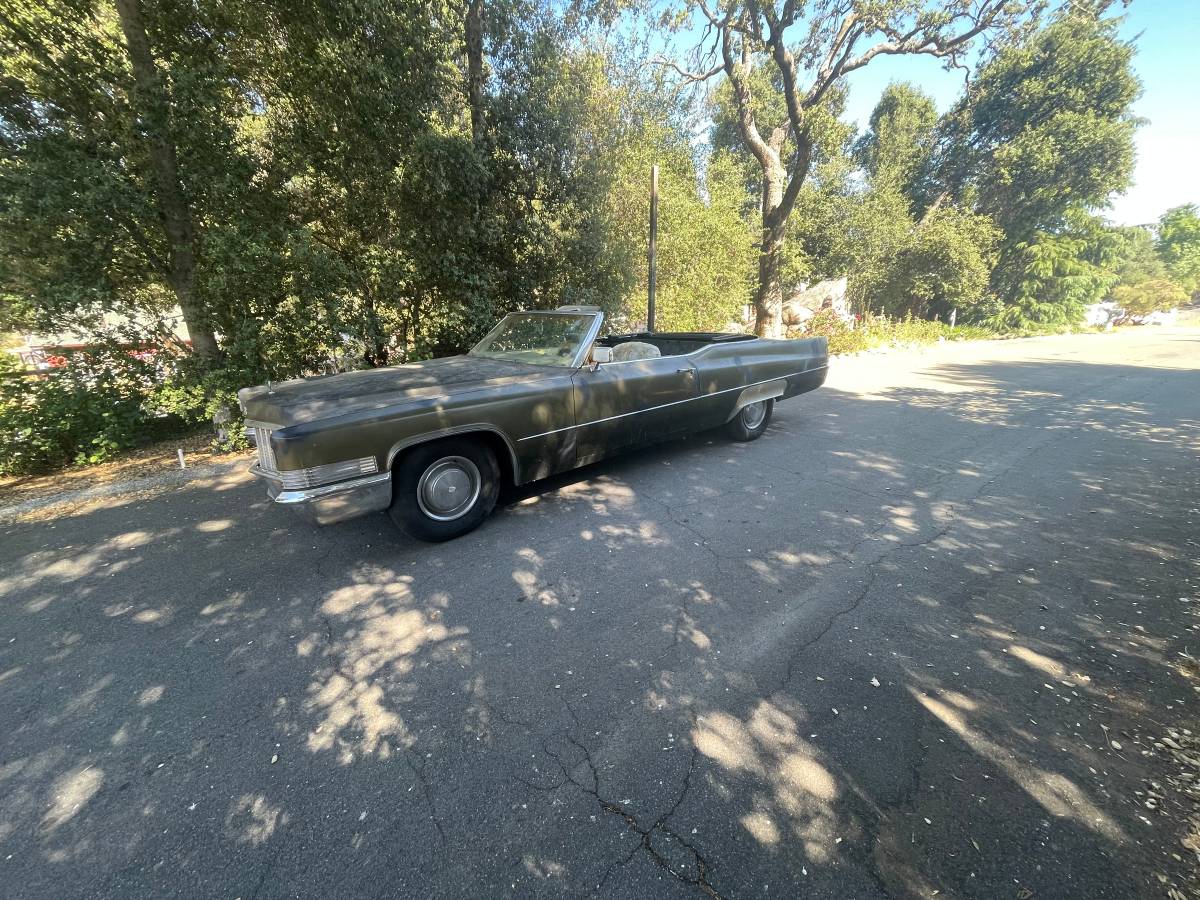Cadillac-deville-1970-green-5