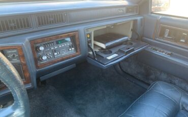 Cadillac-deville-1990-blue-1