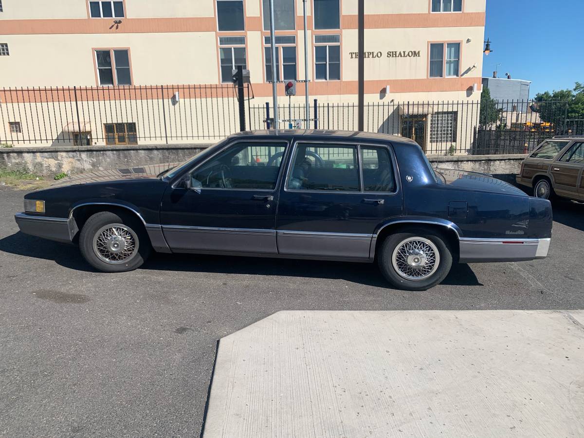 Cadillac-deville-1990-blue-8
