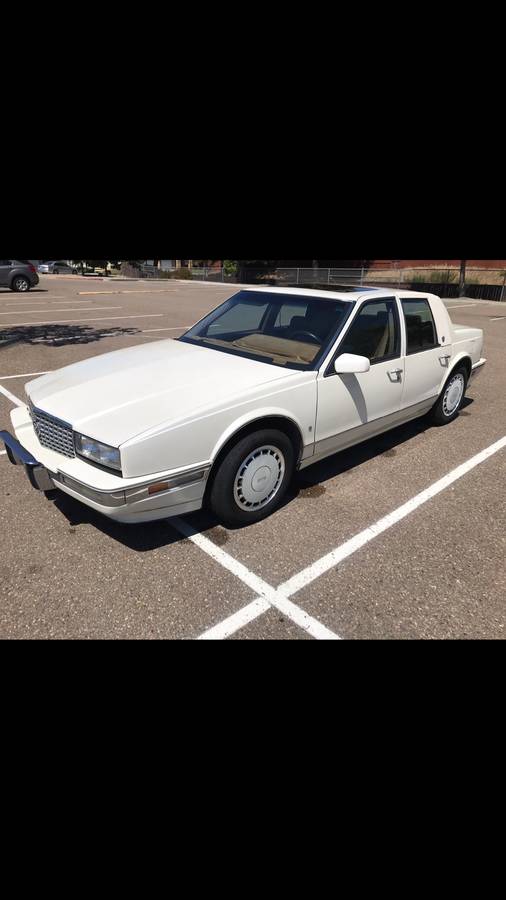 Cadillac-deville-1991-white-1