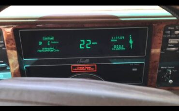 Cadillac-deville-1991-white-4