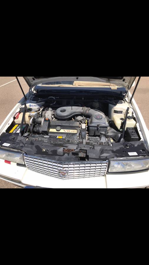 Cadillac-deville-1991-white-7