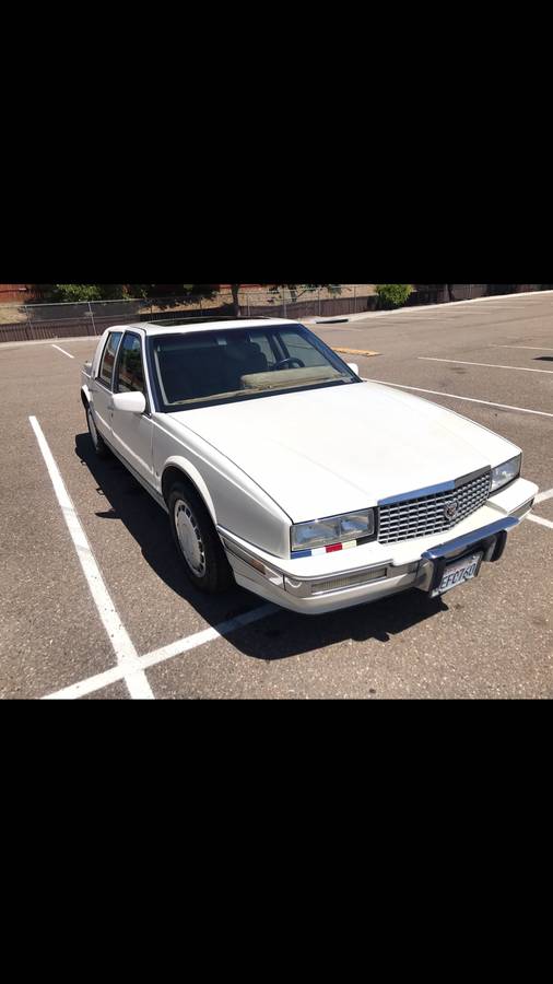 Cadillac-deville-1991-white