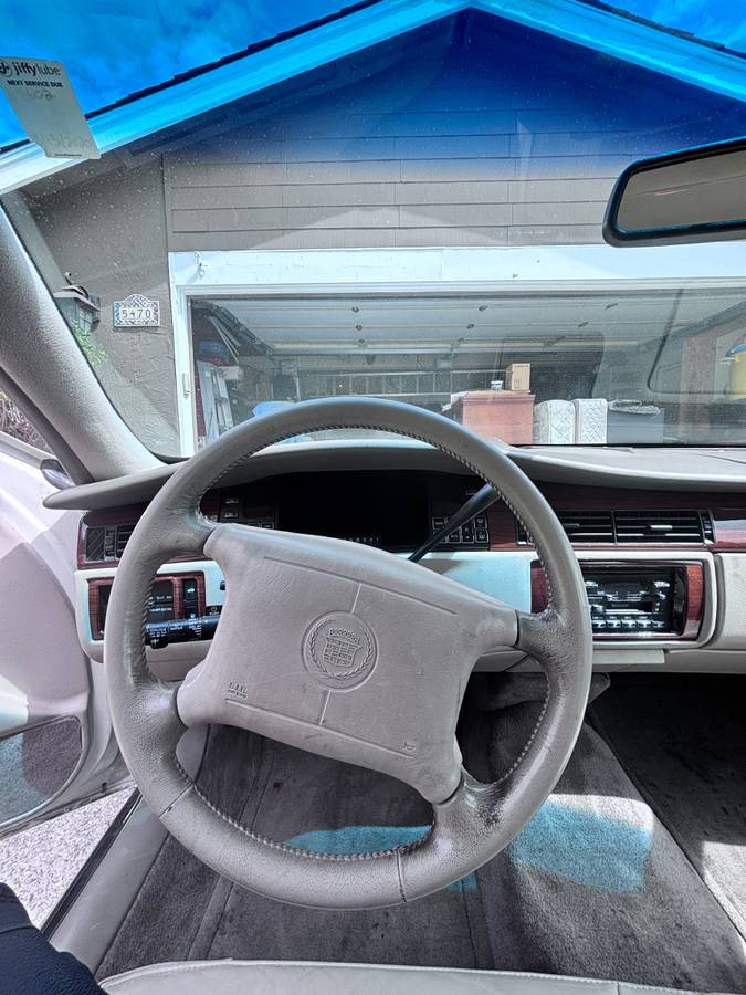 Cadillac-deville-1994-white-5