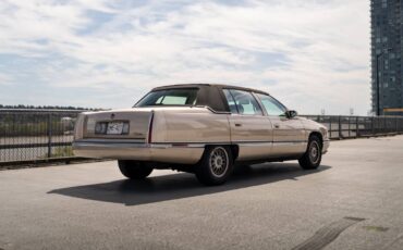 Cadillac-deville-1995-brown-1