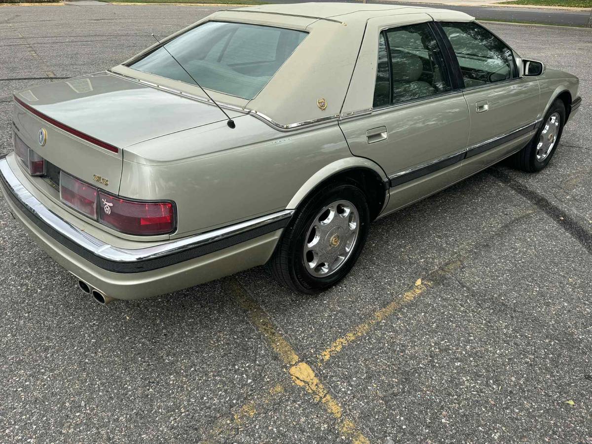 Cadillac-deville-1996-2
