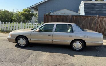 Cadillac-deville-1996-brown