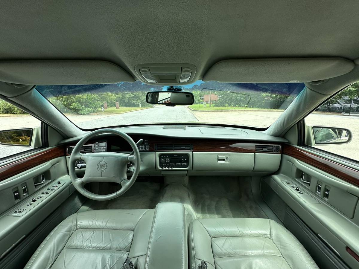 Cadillac-deville-1996-green-12