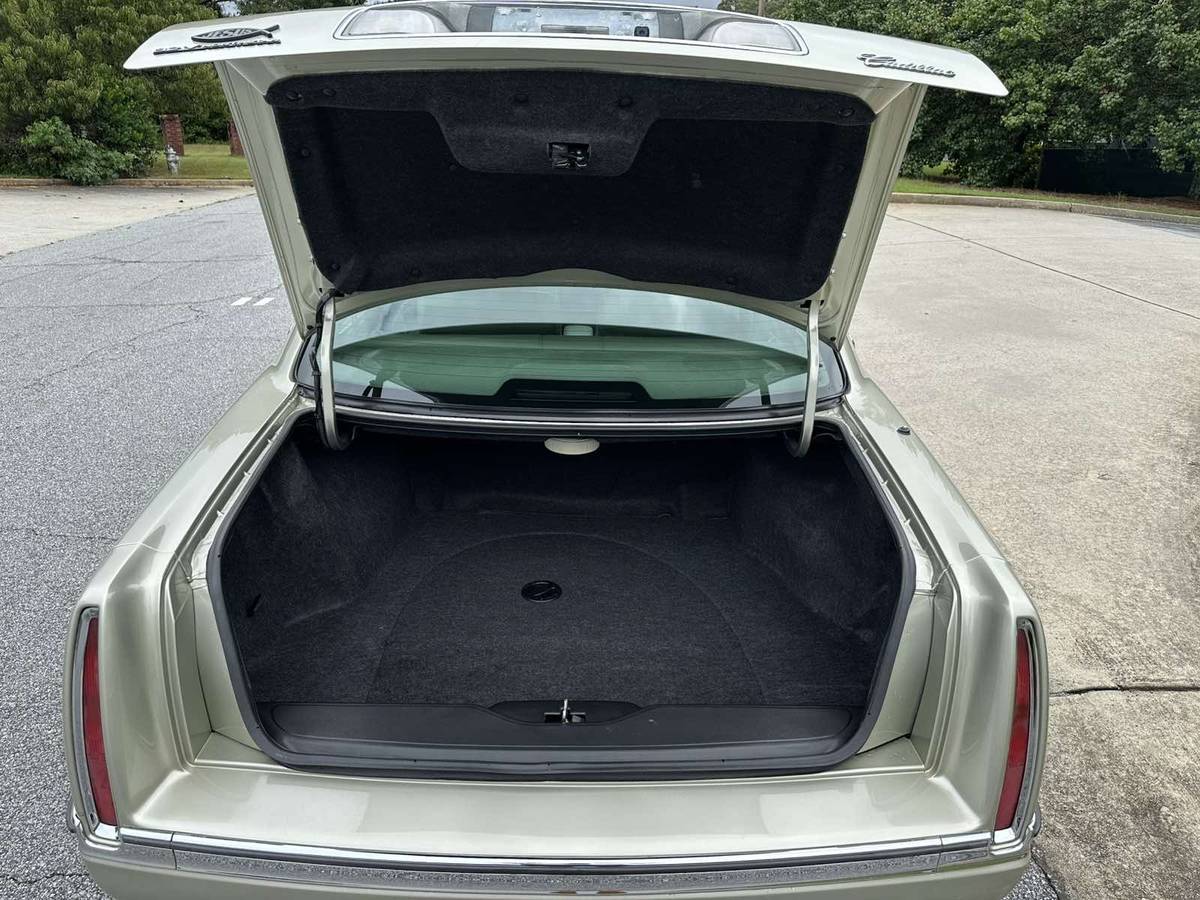 Cadillac-deville-1996-green-15