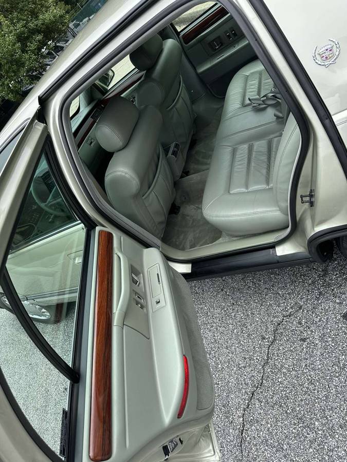 Cadillac-deville-1996-green-9