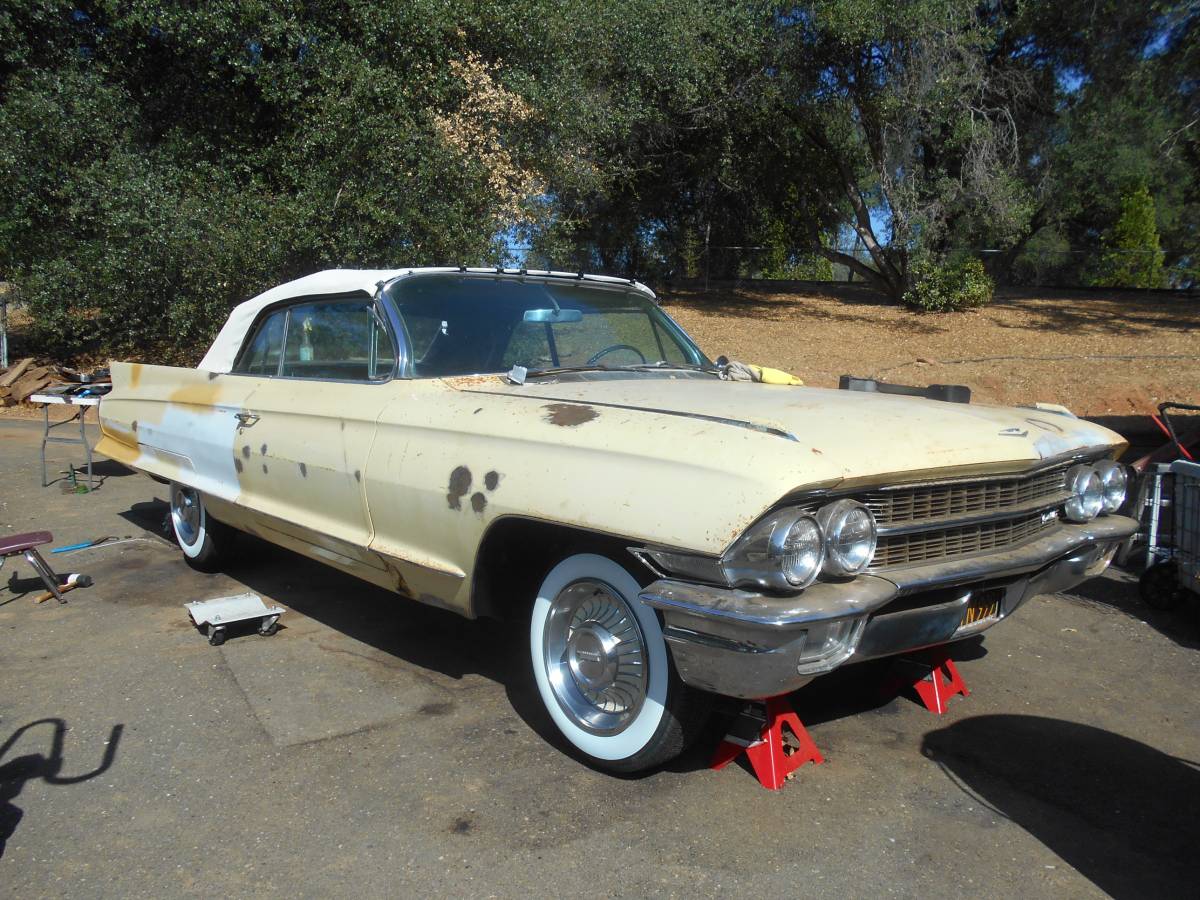 Cadillac-deville-62-series-1962-2