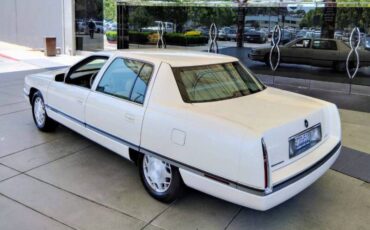 Cadillac-deville-concours-1996-white-1