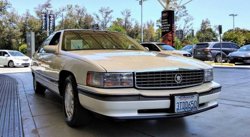 Cadillac-deville-concours-1996-white-10