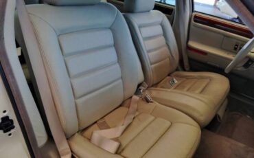 Cadillac-deville-concours-1996-white-19