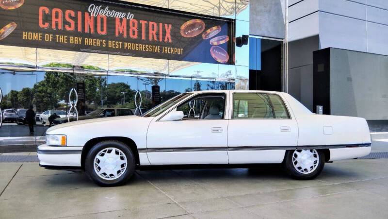 Cadillac-deville-concours-1996-white-2