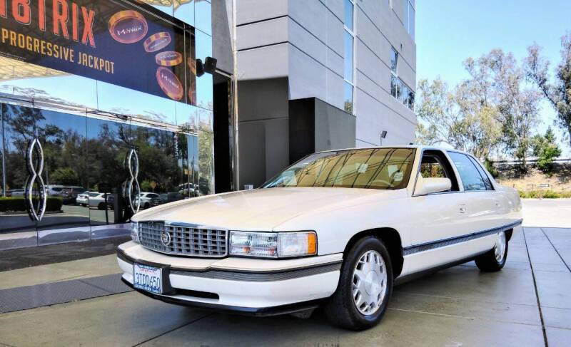 Cadillac-deville-concours-1996-white-22