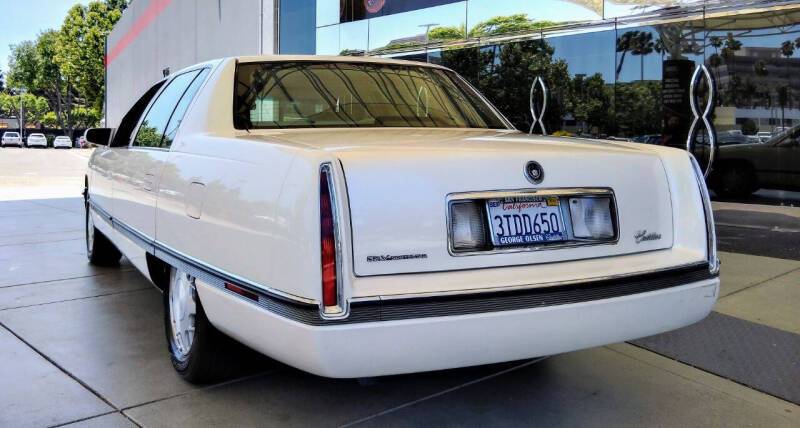 Cadillac-deville-concours-1996-white-4