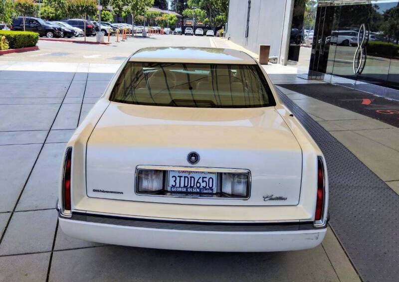 Cadillac-deville-concours-1996-white-5