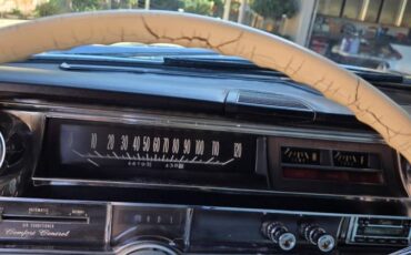Cadillac-deville-convertible-1964-white-19