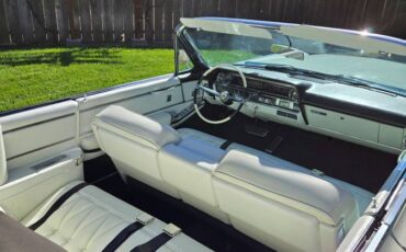 Cadillac-deville-convertible-1964-white-21