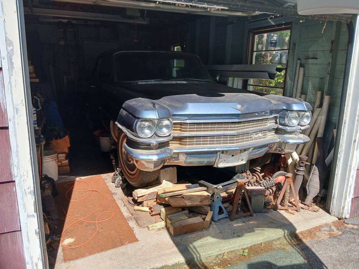 Cadillac-deville-model-63-1963-blue-11
