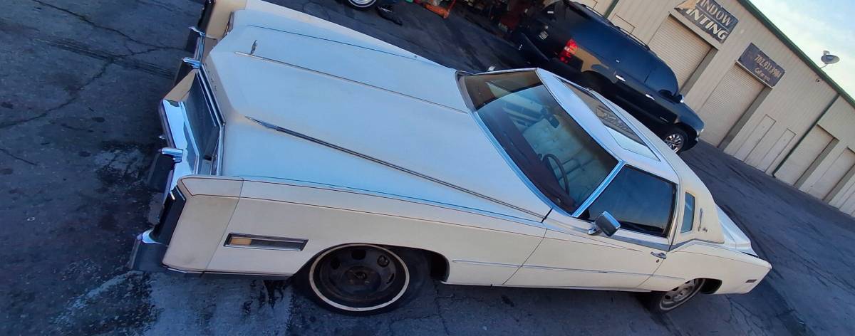 Cadillac-eldorado-1977-white-3