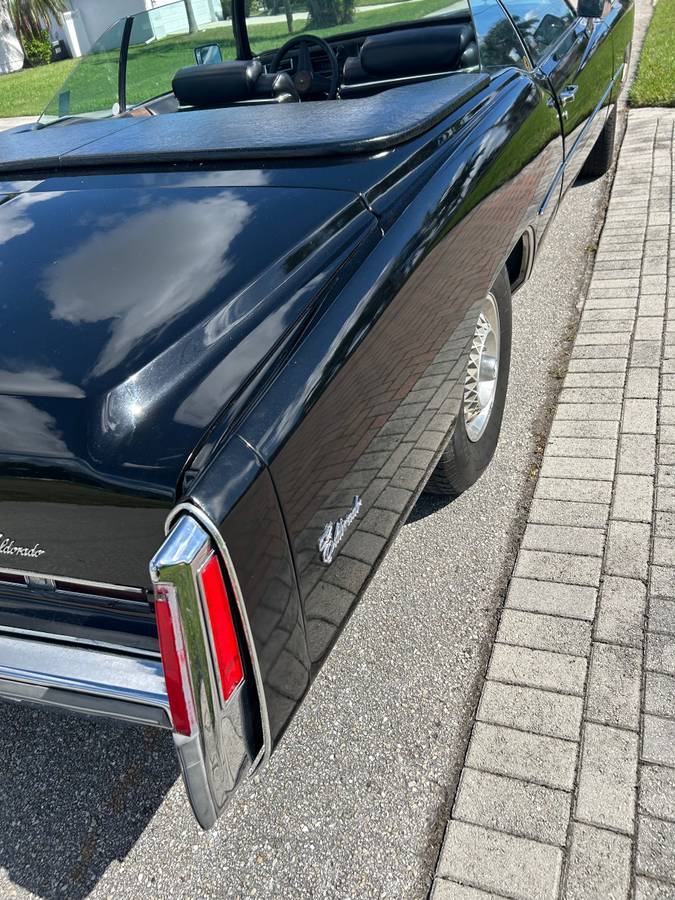 Cadillac-eldorado-convertible-1975-black-10