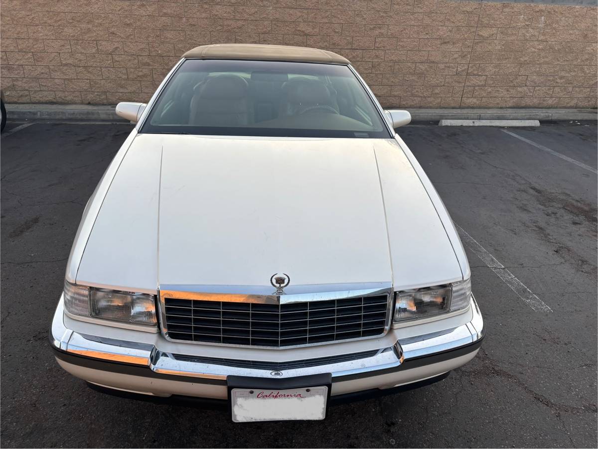 Cadillac-eldorado-etc-1994-white-2