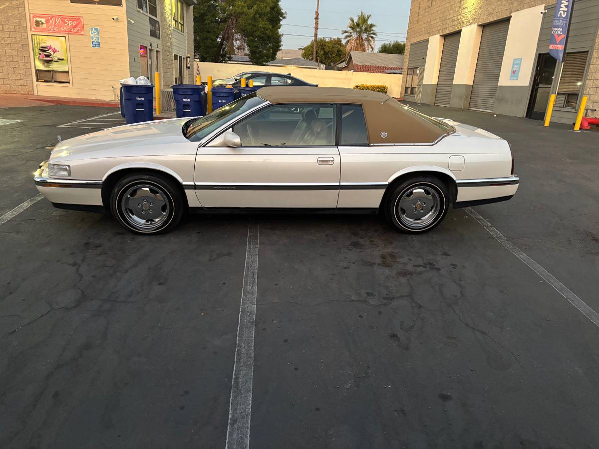Cadillac-eldorado-etc-1994-white-6
